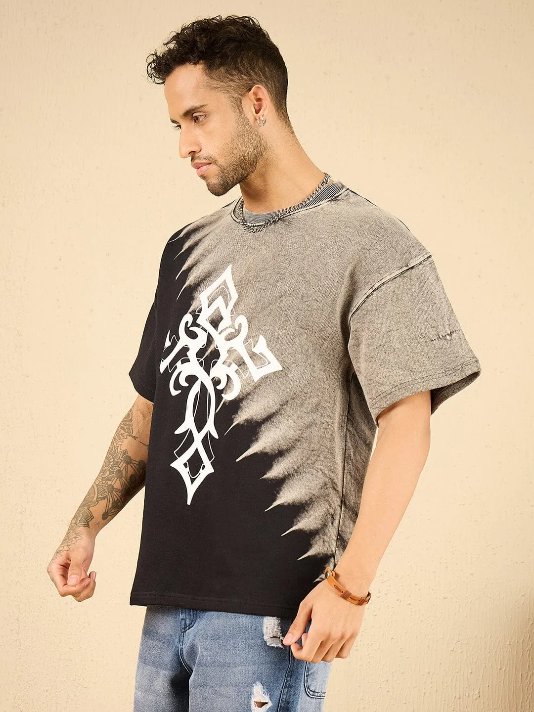 Acid Washed Cross Graphic Oversized Tshirt