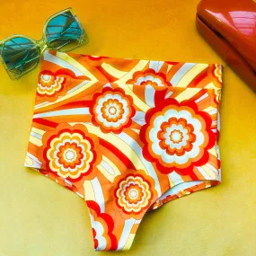 Highwaist Pin Up Shorts in Orange Flowers