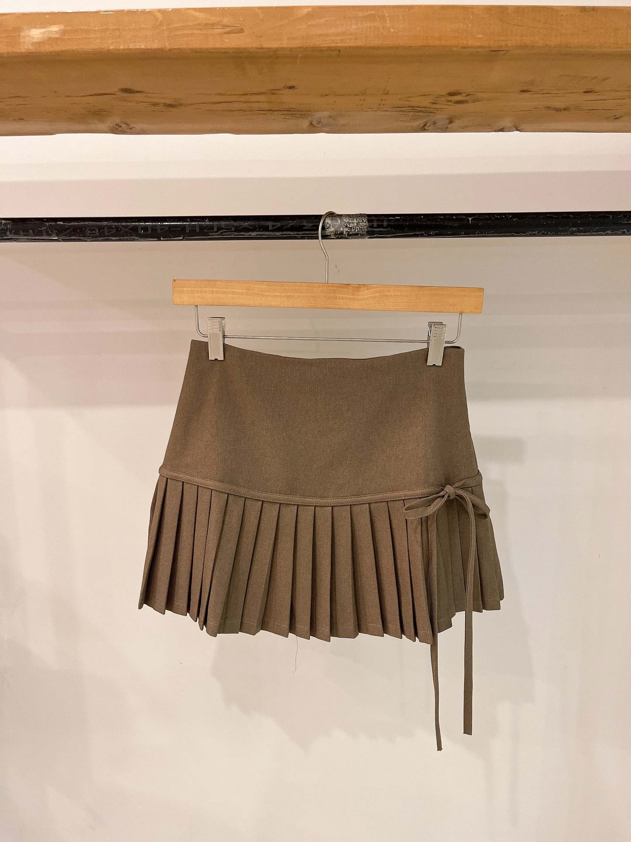 JENNA Pleated mini skirt