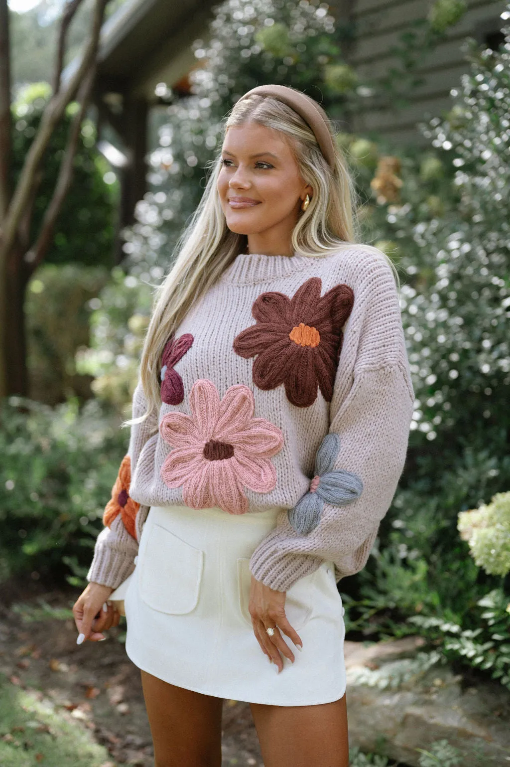 Knit Flower Sweater-Natural