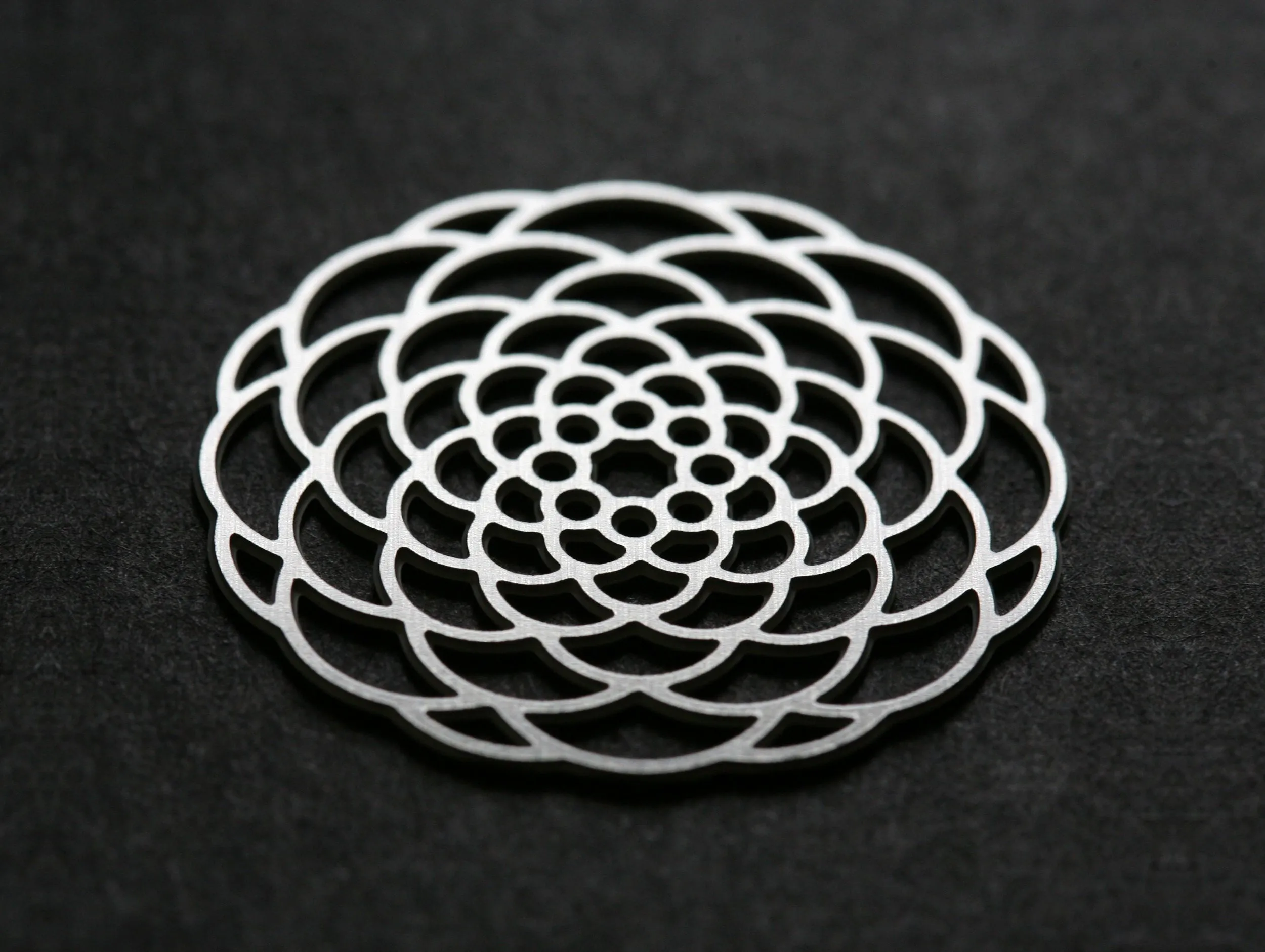 Stainless Steel Brooch - Dahlia